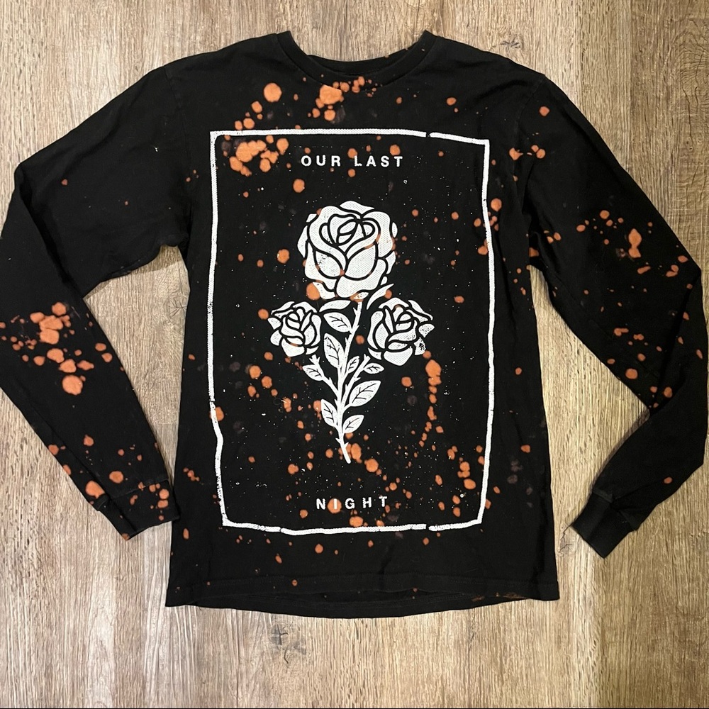 Bleached Tie Dye Long Sleeve Rose Graphic Tee - S